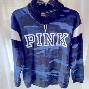 PINK winter sweatshirt blue camouflage size M